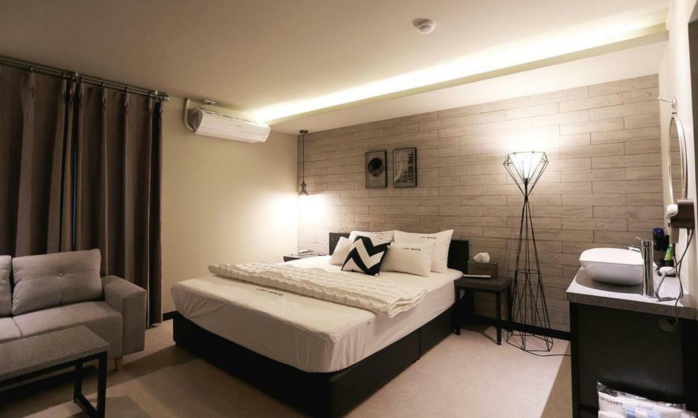 Gupo Idea Hotel Busan Buitenkant foto